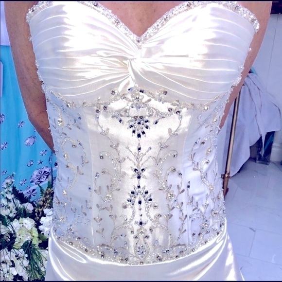 Moonlight Designer White Wedding Strapless Dress Crystal Beaded Ruffled Gown 6 - Picture 3 of 10